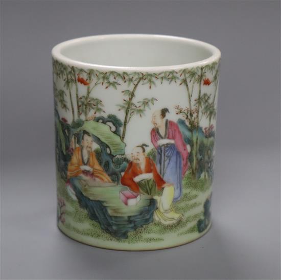 A Chinese famille rose brush pot, H. 8.5cm